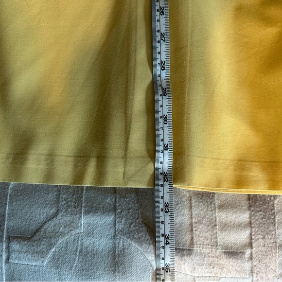 Mills touché (Tucson phoenix): 44L
Canary yellow jacket - Picture 4 of 10